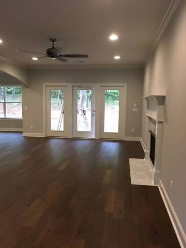 Main picture of 1736 Lois Ln