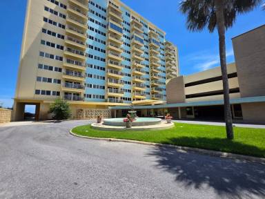 Main picture of Bayshore Condominiums