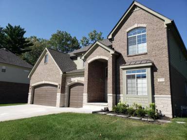Main picture of 2715 Brook View Ln
