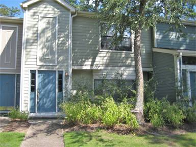 Main picture of 1828 Belle Chez