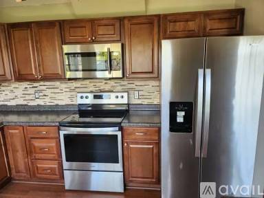 Main picture of 486 Walter Ave