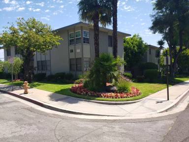 Main picture of 5351-5381 E La Pasada St