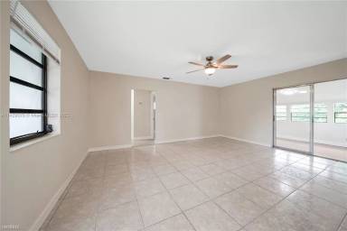Main picture of 19510 Christmas Rd