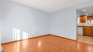 Main picture of 3839 W 6th St