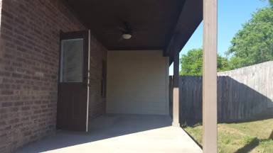 Main picture of 1020 Carolyn Cv