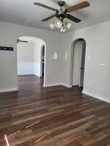 Main picture of 97 1st St