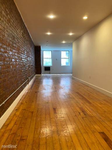 Main picture of 15 Stanton St