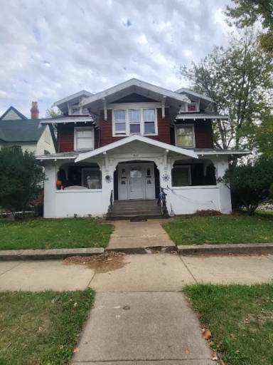 Main picture of 467 W William St