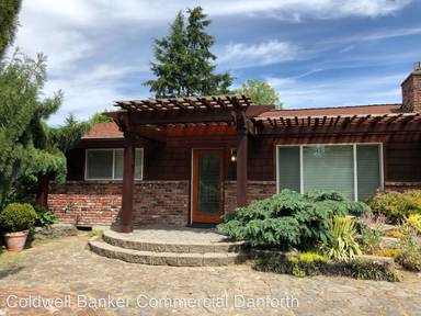 Main picture of 4701 42nd St NE