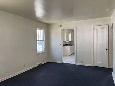 Main picture of 3947 N 38th St
