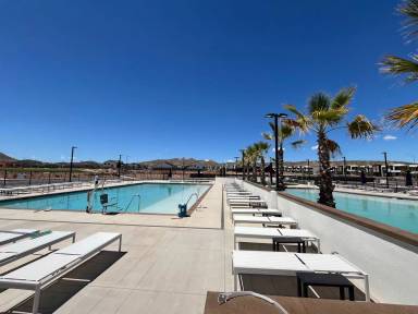 Main picture of 1604 S Ripple Rock Dr