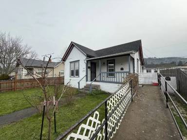 Main picture of 1321 SE Mill St