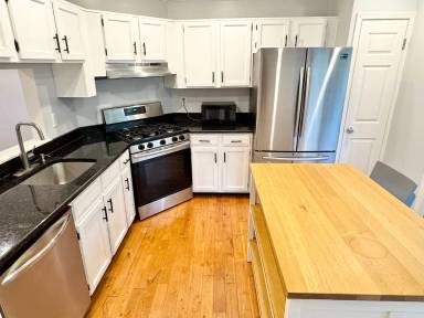 Main picture of Lake Ridge Townhouse