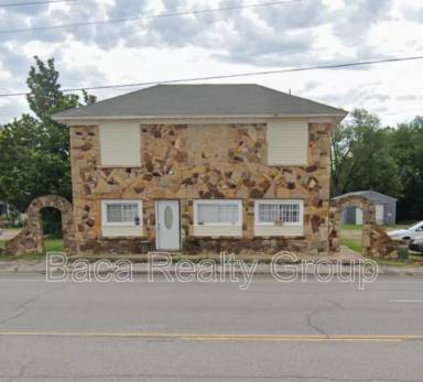 Main picture of 1622 S Green Ave