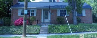 Main picture of 5120 41st St NW