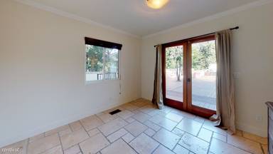 Main picture of 5227 Bellaire Ave
