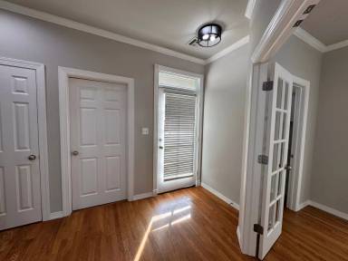 Main picture of 528 N Willow Pl
