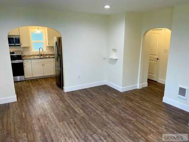Main picture of 942 10th St
