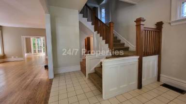 Main picture of 2344 NW Johnson St