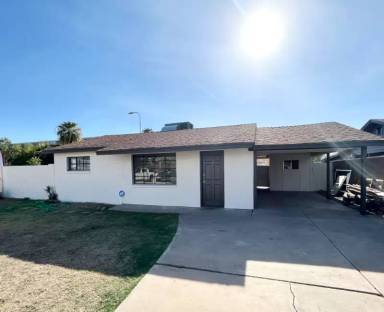 Main picture of 918 S Craver Pl