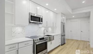 Main picture of 764 3rd Ave