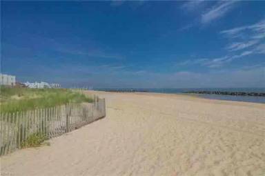 Main picture of 1423 E Ocean View Ave
