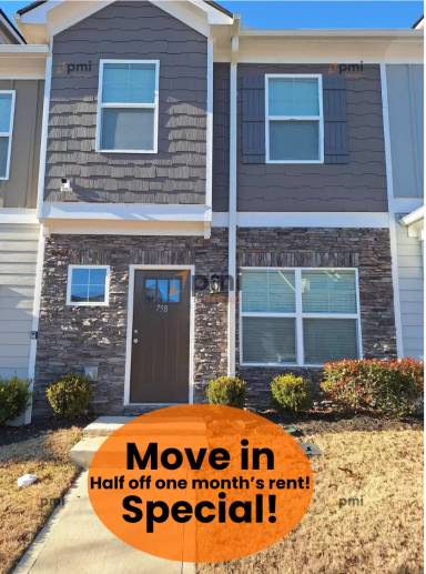 Main picture of 758 Crestwell Cir SW