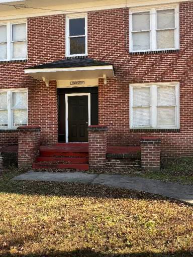 Main picture of 308 Rochelle Ave
