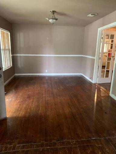 Main picture of 631 El Monte Blvd