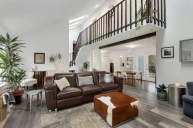 Main picture of 55 Hylebos Ave