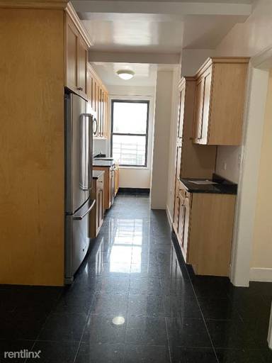 Main picture of 210 East 68th street Apartments