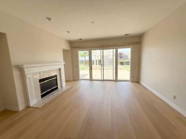 Main picture of 48401 Costa Mesa Ter