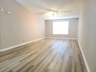 Main picture of 19136 Miami Blvd