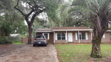 Main picture of 2529 Husson Ave