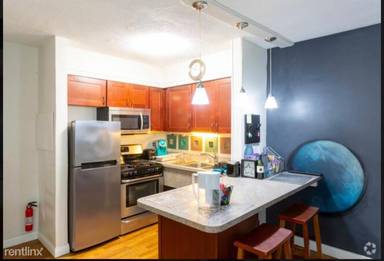 Main picture of 1636 Irving St