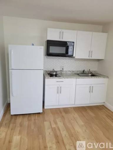 Main picture of 808 NW 19 Unit Unit St