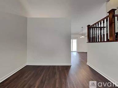Main picture of 1035 W Louisville Ct