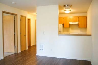 Main picture of 130 SE 105th Ave
