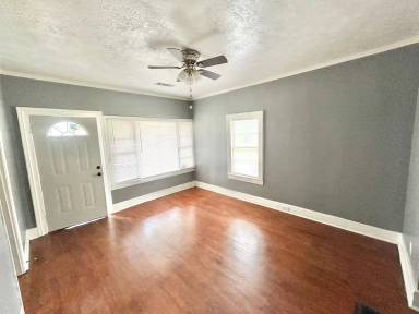 Main picture of 1312 Perry Ave