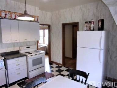 Main picture of 110 10th St