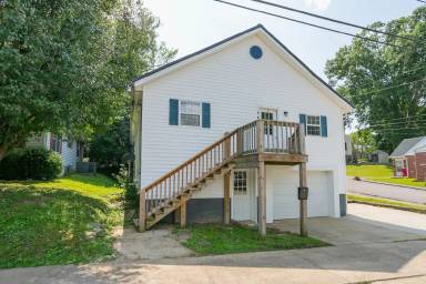 Main picture of 302 Jackson Ave