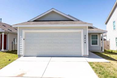 Main picture of 2414 Double Oak Dr