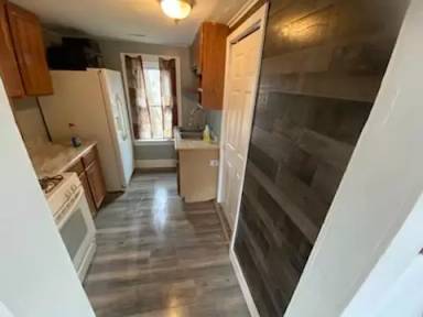 Main picture of 317 E 22nd St
