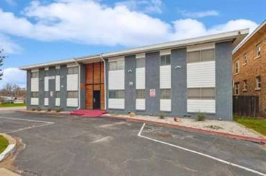 Main picture of 2701 Hemphill St