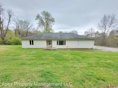 Main picture of 608 Everett Rd