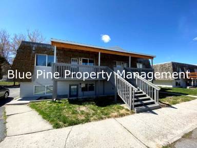 Main picture of 5033 Hawthorne Rd