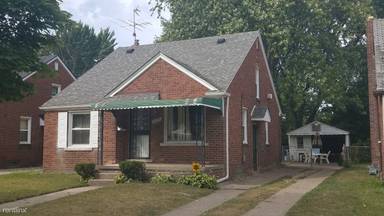 Main picture of 19185 Alcoy St