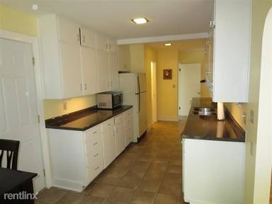 Main picture of 220 Melrose Ct