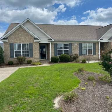 Main picture of 345 Jeremy Ln