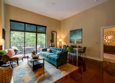 Main picture of 2410 Camellia Ln NE